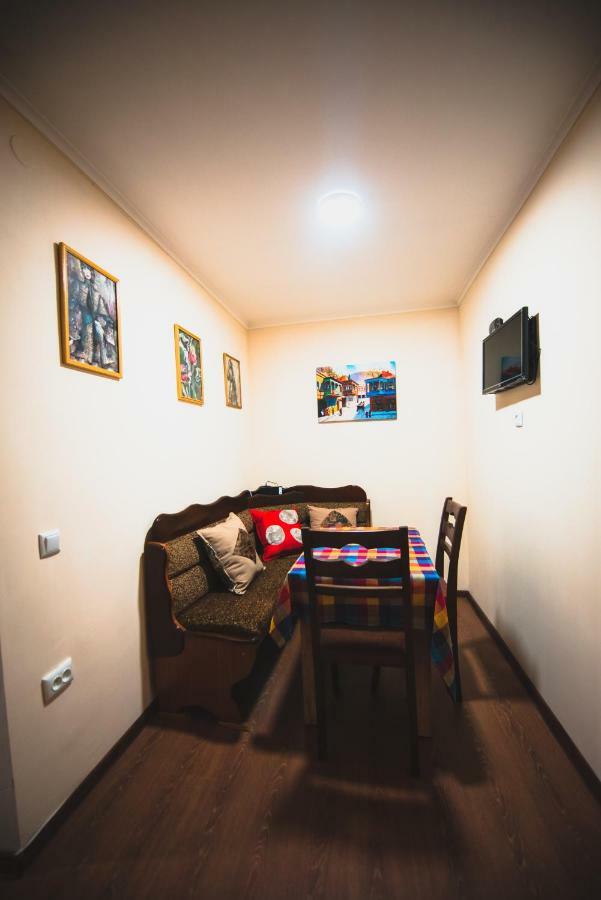 Cozy Apartment In Center Of Old Тбілісі Екстер'єр фото