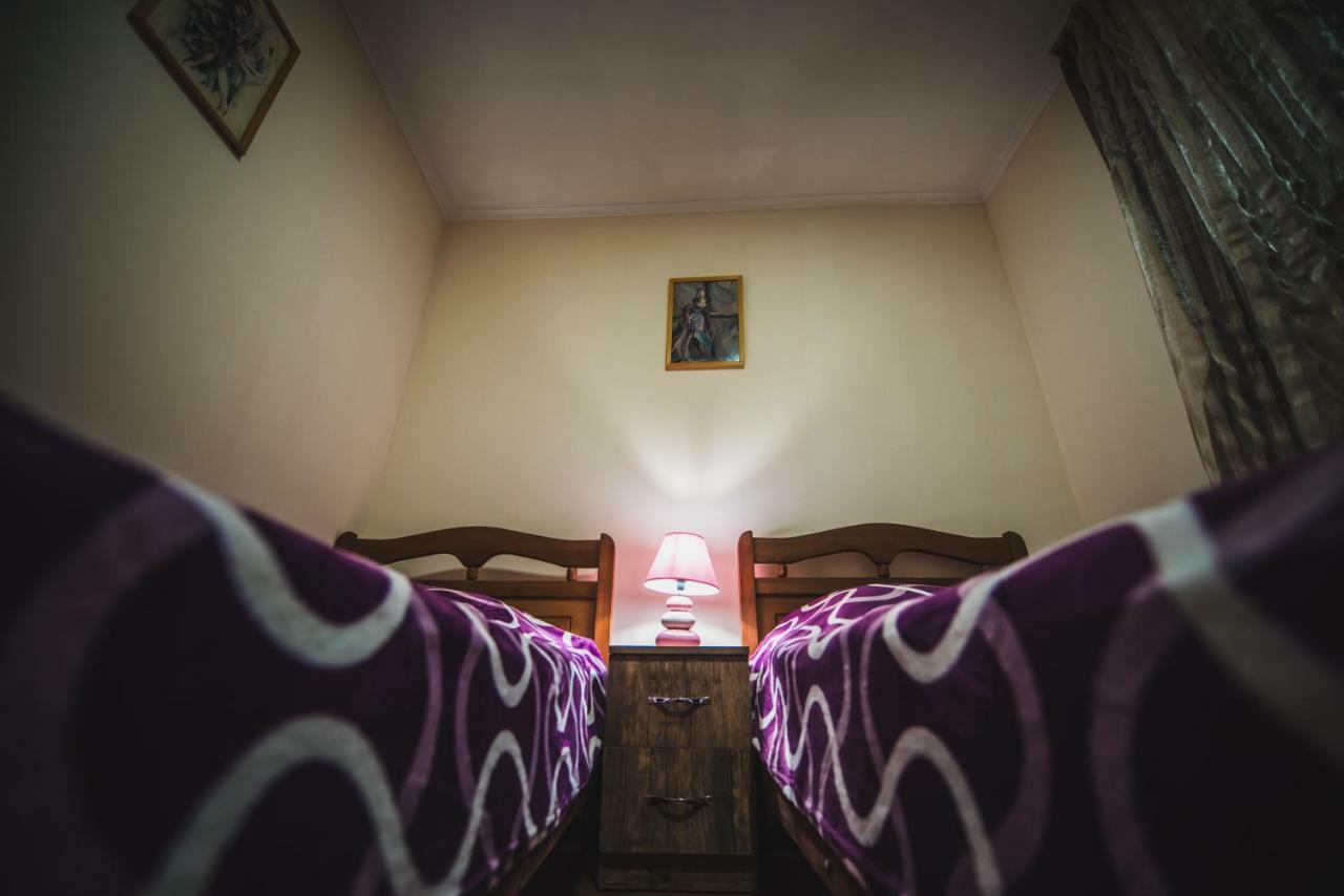 Cozy Apartment In Center Of Old Тбілісі Екстер'єр фото